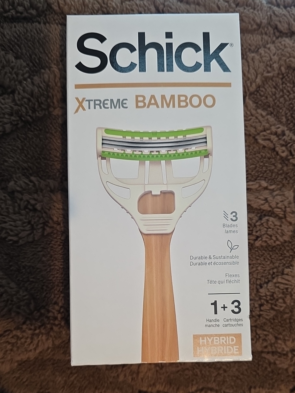 (J66)Schick Xtreme Bamboo Razor - Bamboo Handle with Green Trim